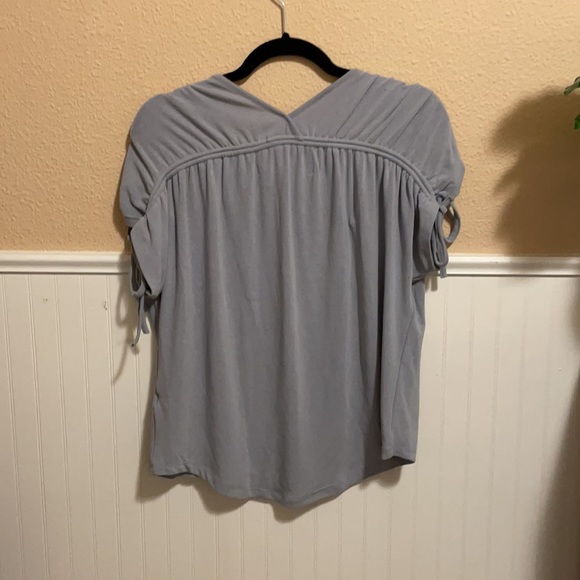 cute blue cinched shoulder top - Picture 2 of 4